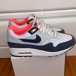 Size 7 Brand New Air Max Sneakers